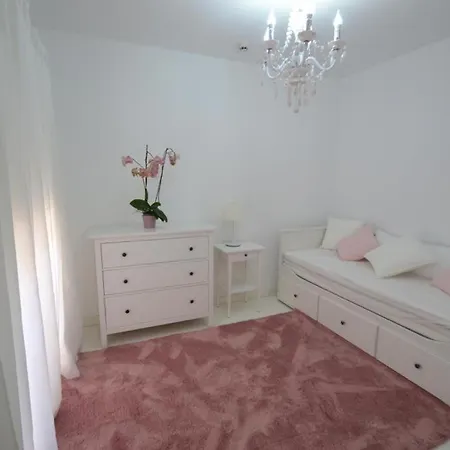 Precioso Apartamento En Fanabe شقة *